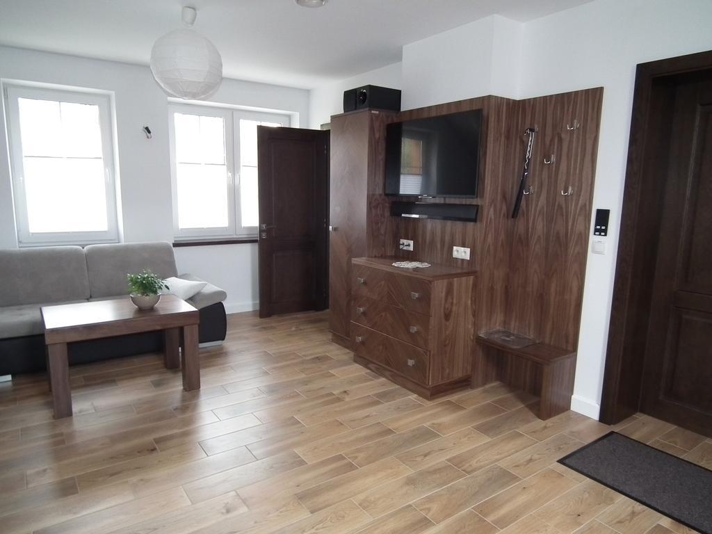 Pod Modrzewiami Appartement Krynica Zdroj Buitenkant foto