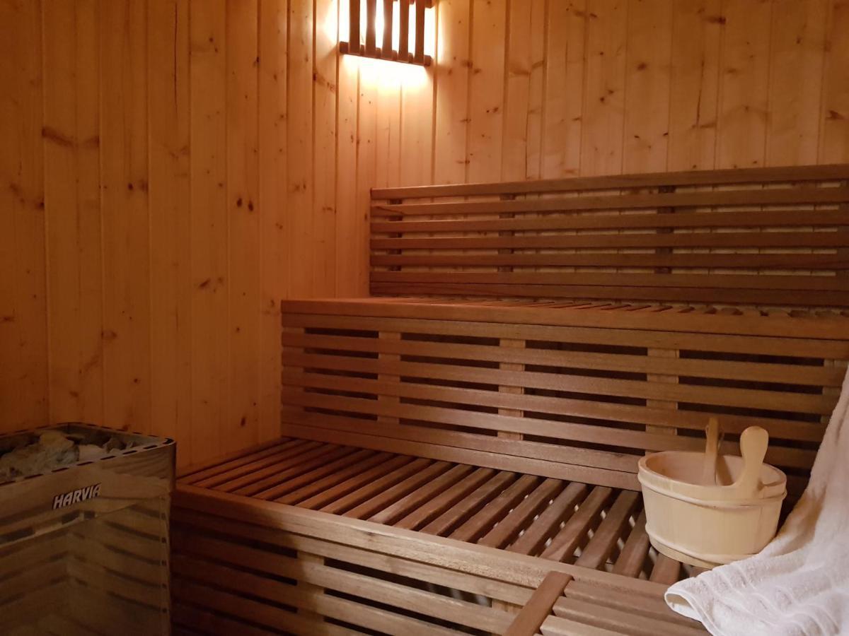 Pod Modrzewiami Appartement Krynica Zdroj Buitenkant foto